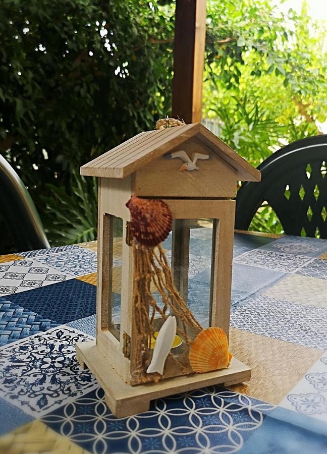 La Casina Di Vanni - Casa Vacanza Nel Cuore Del Salento Arnesano Exterior foto