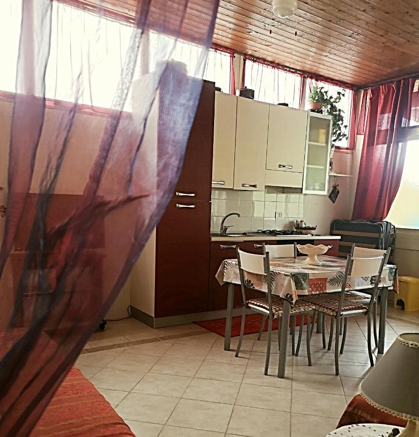 La Casina Di Vanni - Casa Vacanza Nel Cuore Del Salento Arnesano Exterior foto